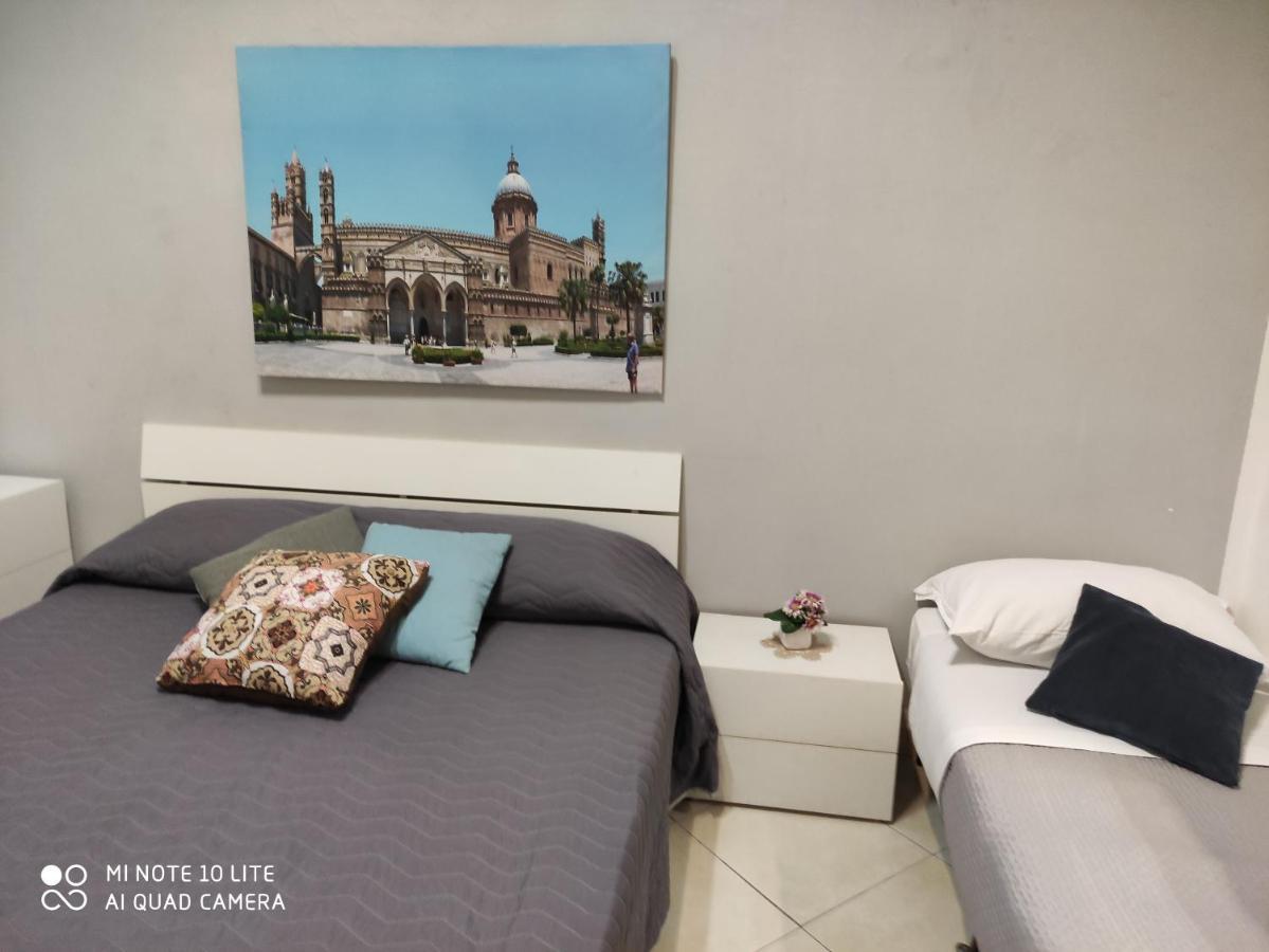 باليرمو B&B Il Poeta المظهر الخارجي الصورة