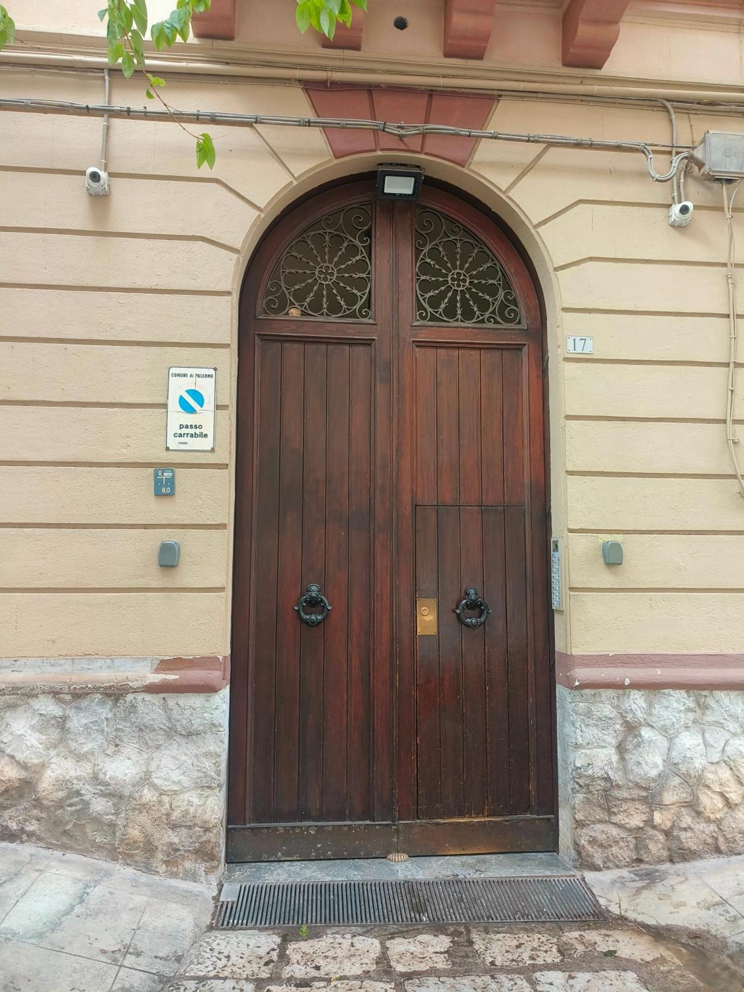 باليرمو B&B Il Poeta المظهر الخارجي الصورة